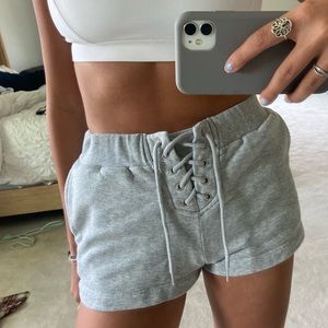 Comfy gray shorts